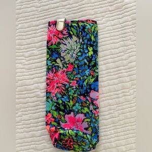 Lilly Pulitzer Wine Bag, NEW- plastic still on handle